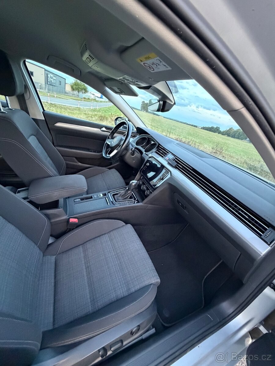 volkswagen-passat-2-0-fl-b8-5-tdi-110kw-dsg-7-st - 2