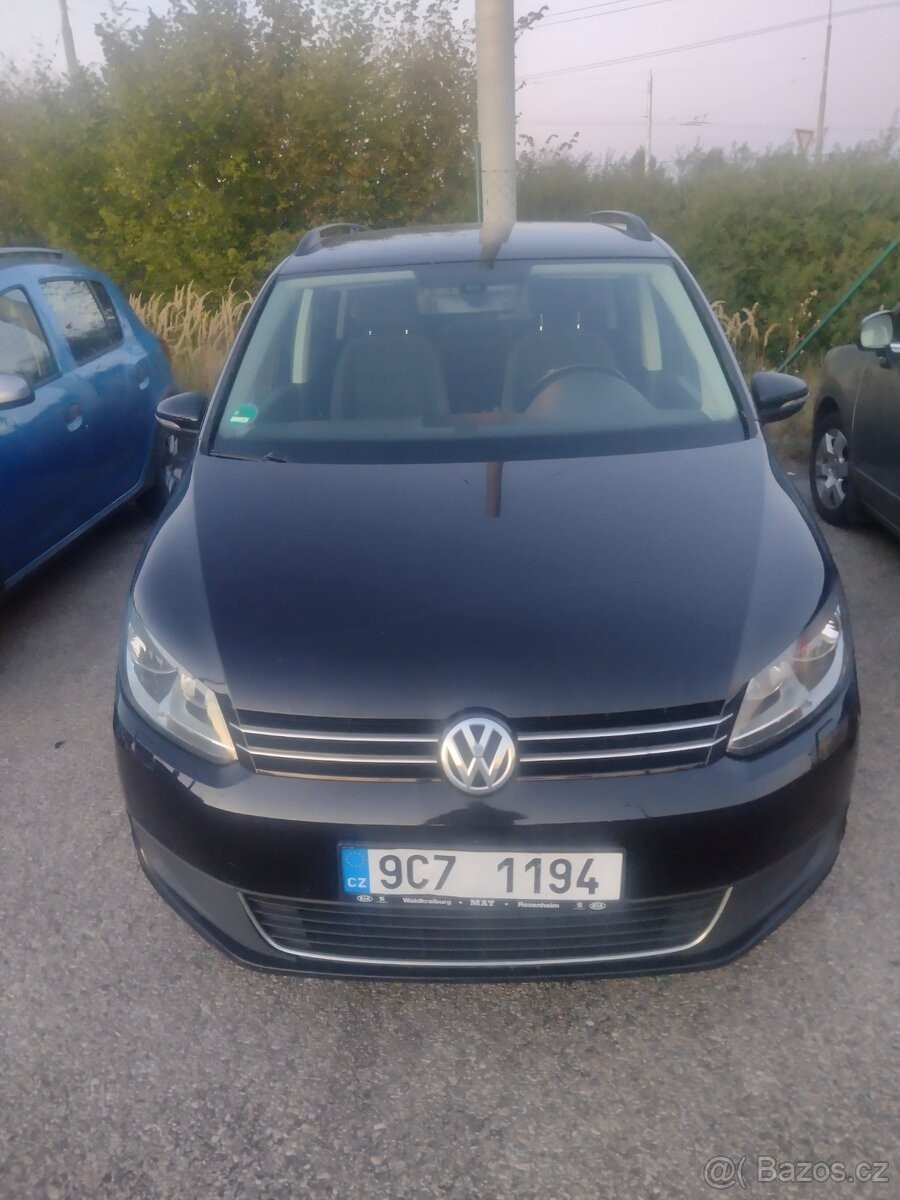 Volkswagen Touran 1,6   tdi,7 míst