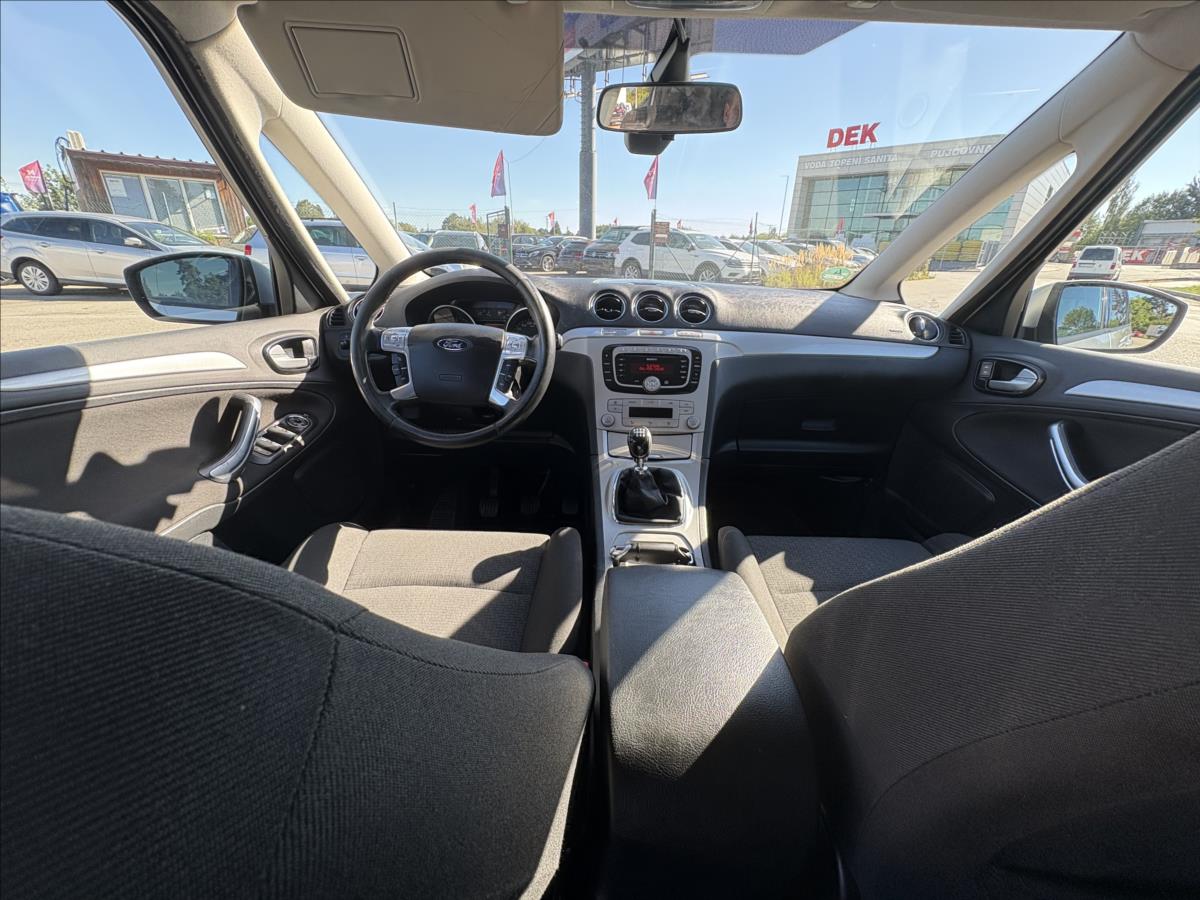 ford-s-max-2-0-tdci-103kw-vyhrev-pdc-tazn - 8