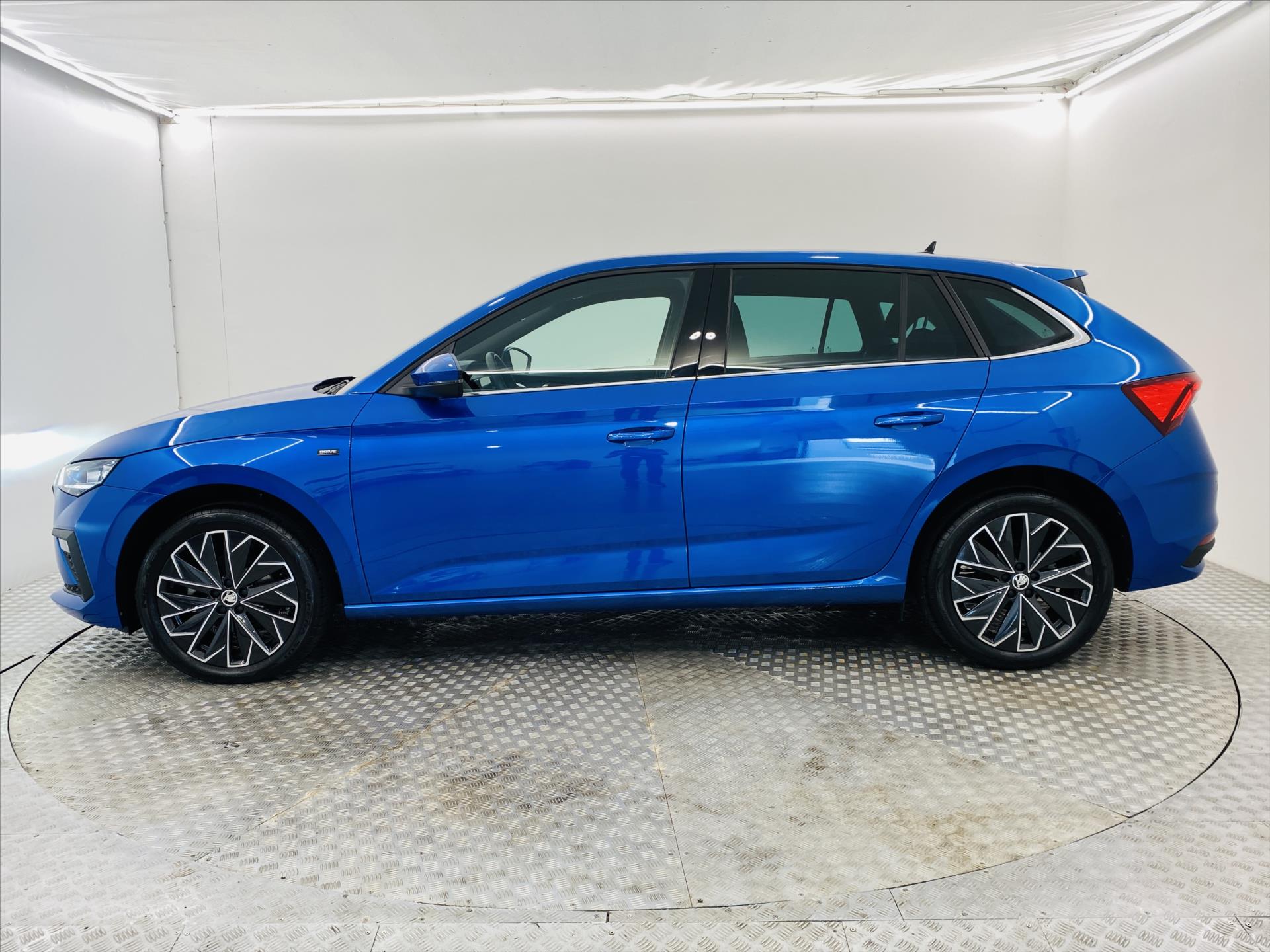 skoda-scala-1-0-tsi-85kw-dsg-selection - 2