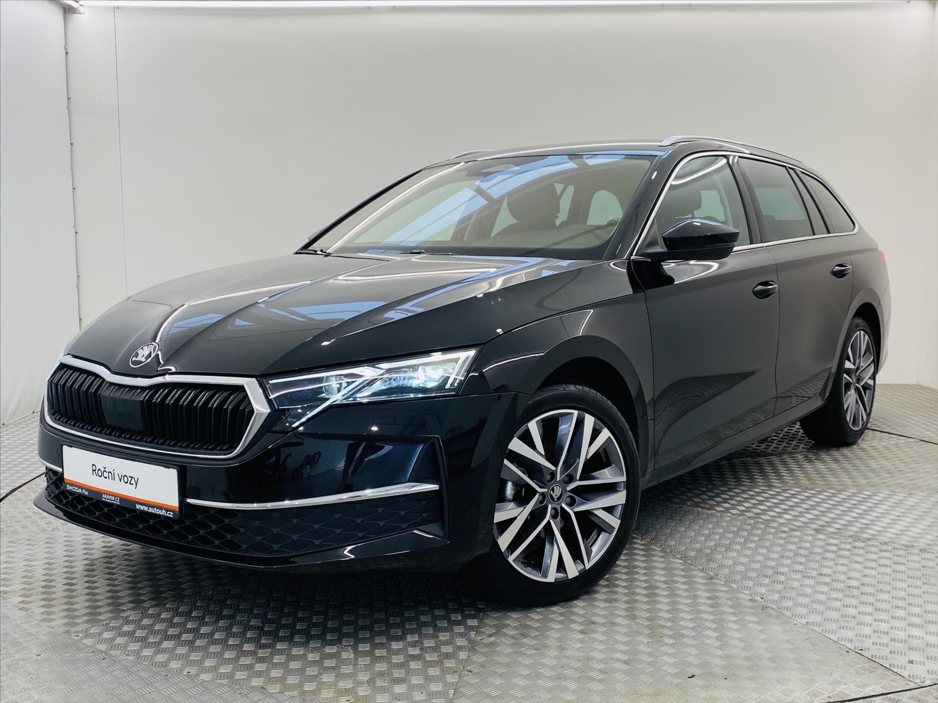 Škoda Octavia 1,5 TSI m-HEV 85kW DSG Top Selection
