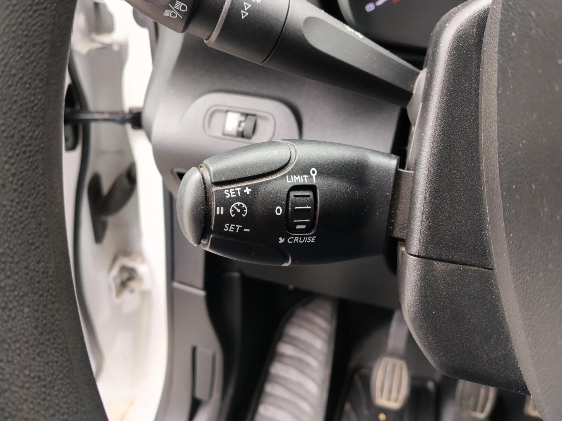 citroen-berlingo-1-5-1-5hdi-75kw-klima-3-mista - 7
