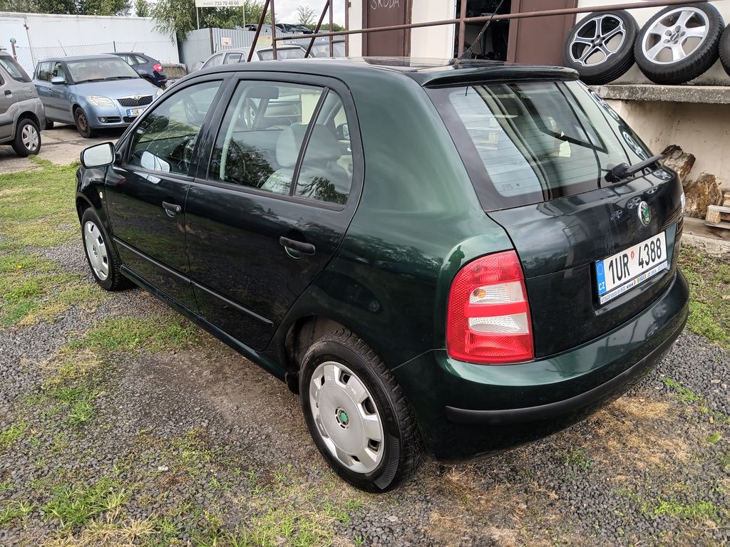 skoda-fabia-1-4-mpi-comfort - 2