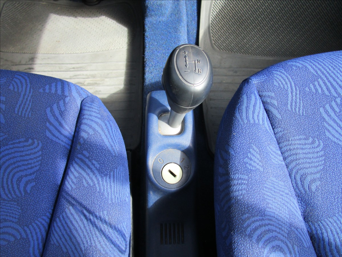 smart-fortwo-0-6i-automat - 8