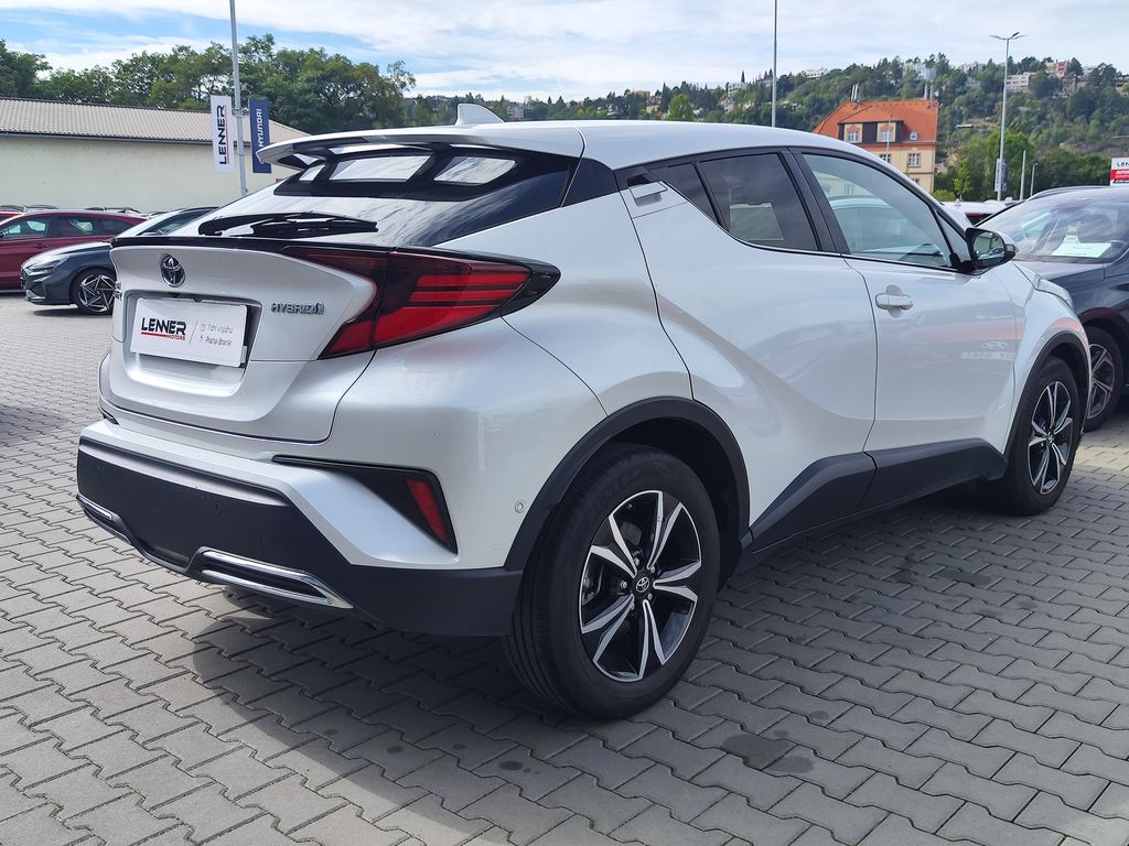 toyota-c-hr-2-0-hev-112kw-executive-e-cvt - 4