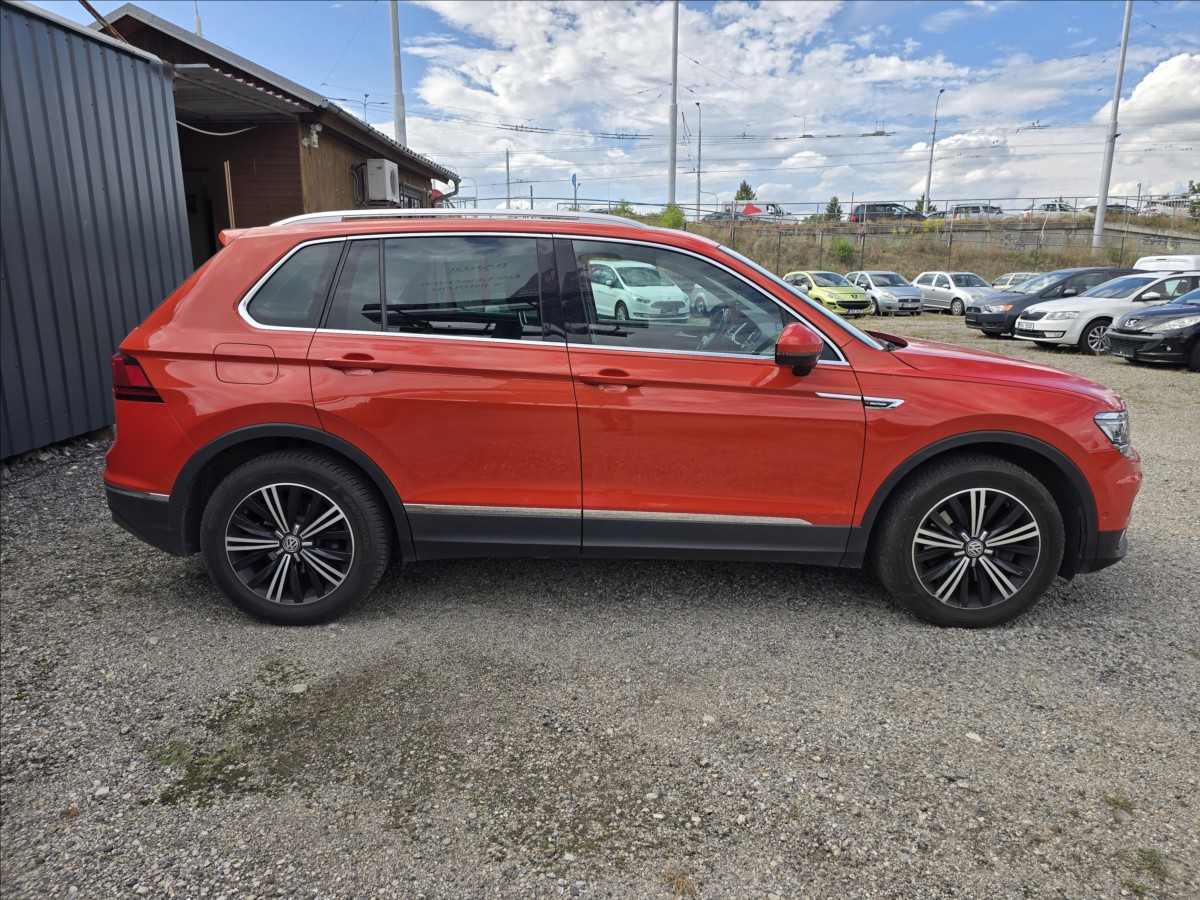 volkswagen-tiguan-2-0-tdi-140-kw-4-motion-dsg - 3