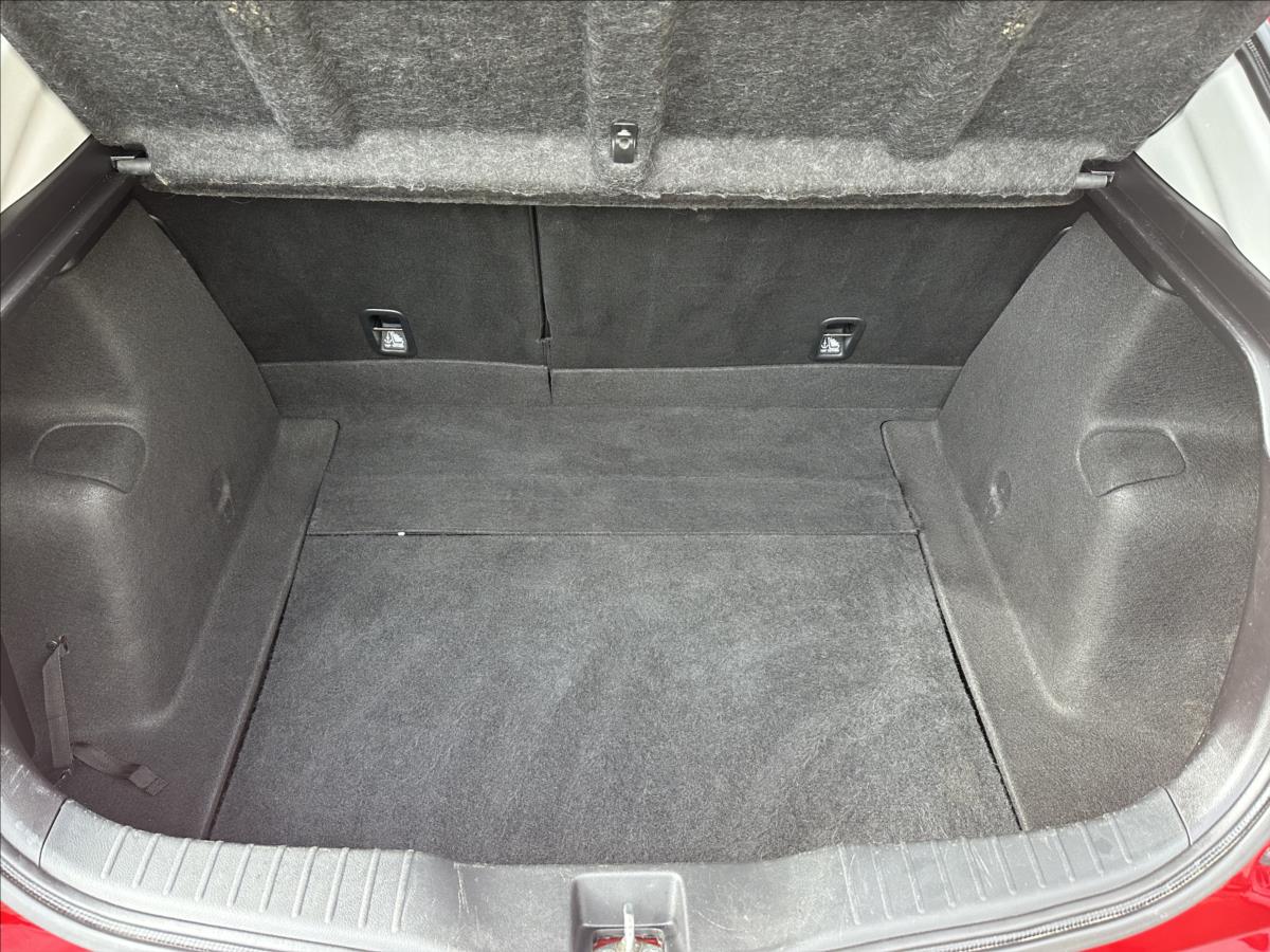 honda-civic-1-8-i-vtec-sport-1-majitel - 4