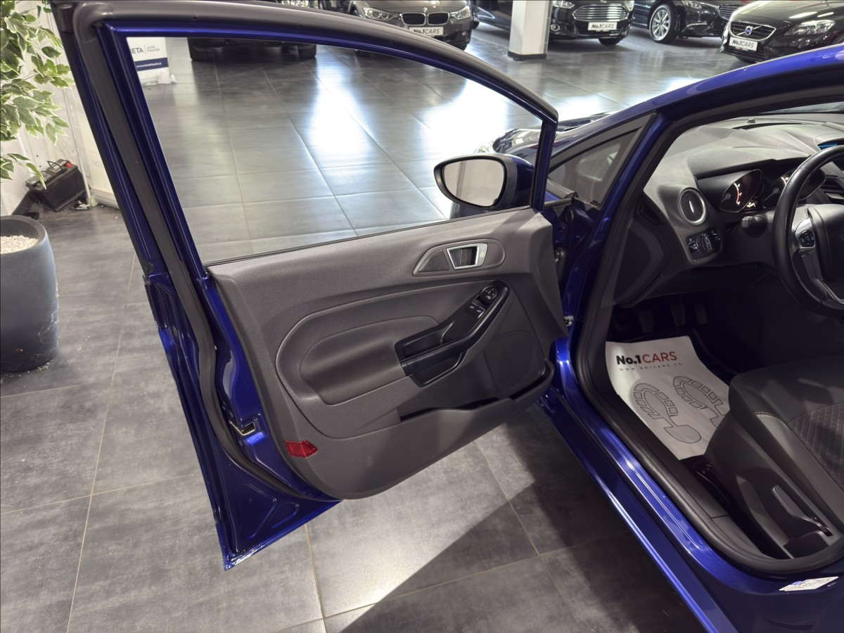 ford-fiesta-1-0-i-1-majitel-cidla-klima - 5