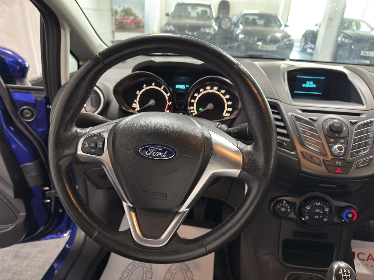 ford-fiesta-1-0-i-1-majitel-cidla-klima - 8