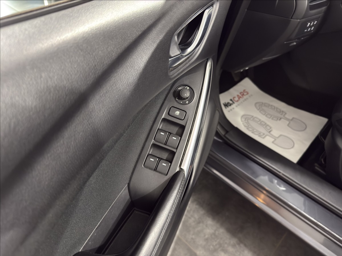mazda-6-2-0-i-121kw-bi-xen-rvm-alu - 5