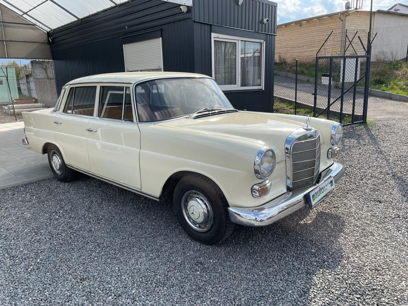 mercedes-benz-2-0-200d - 2
