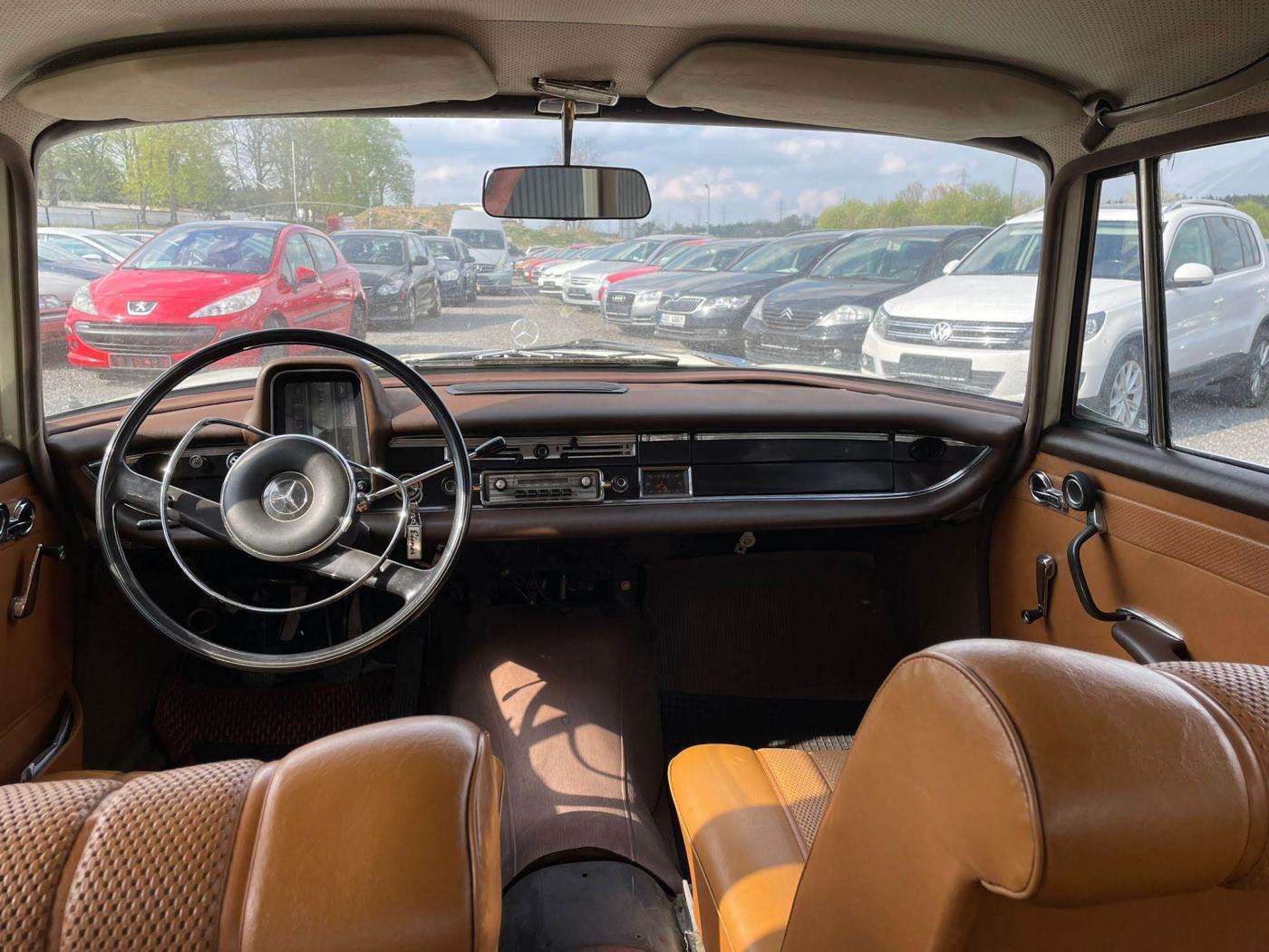 mercedes-benz-2-0-200d - 6