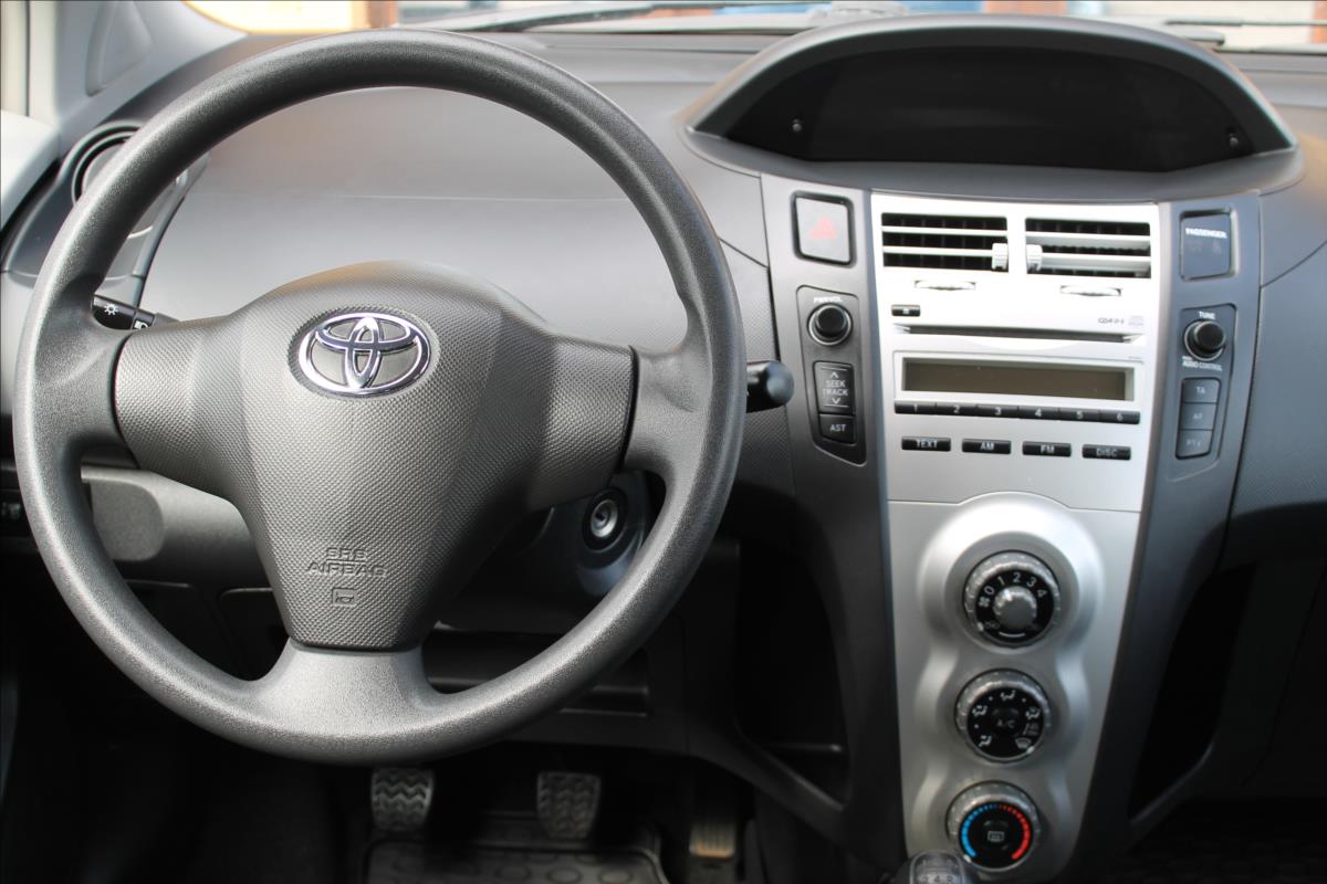 toyota-yaris-1-0i-51kw-cr-44tis-km-klima - 9