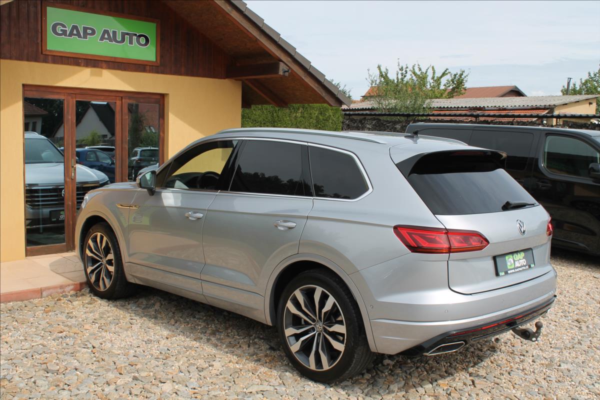 volkswagen-touareg-3-0-tsi-250kw-r-line-dph - 3