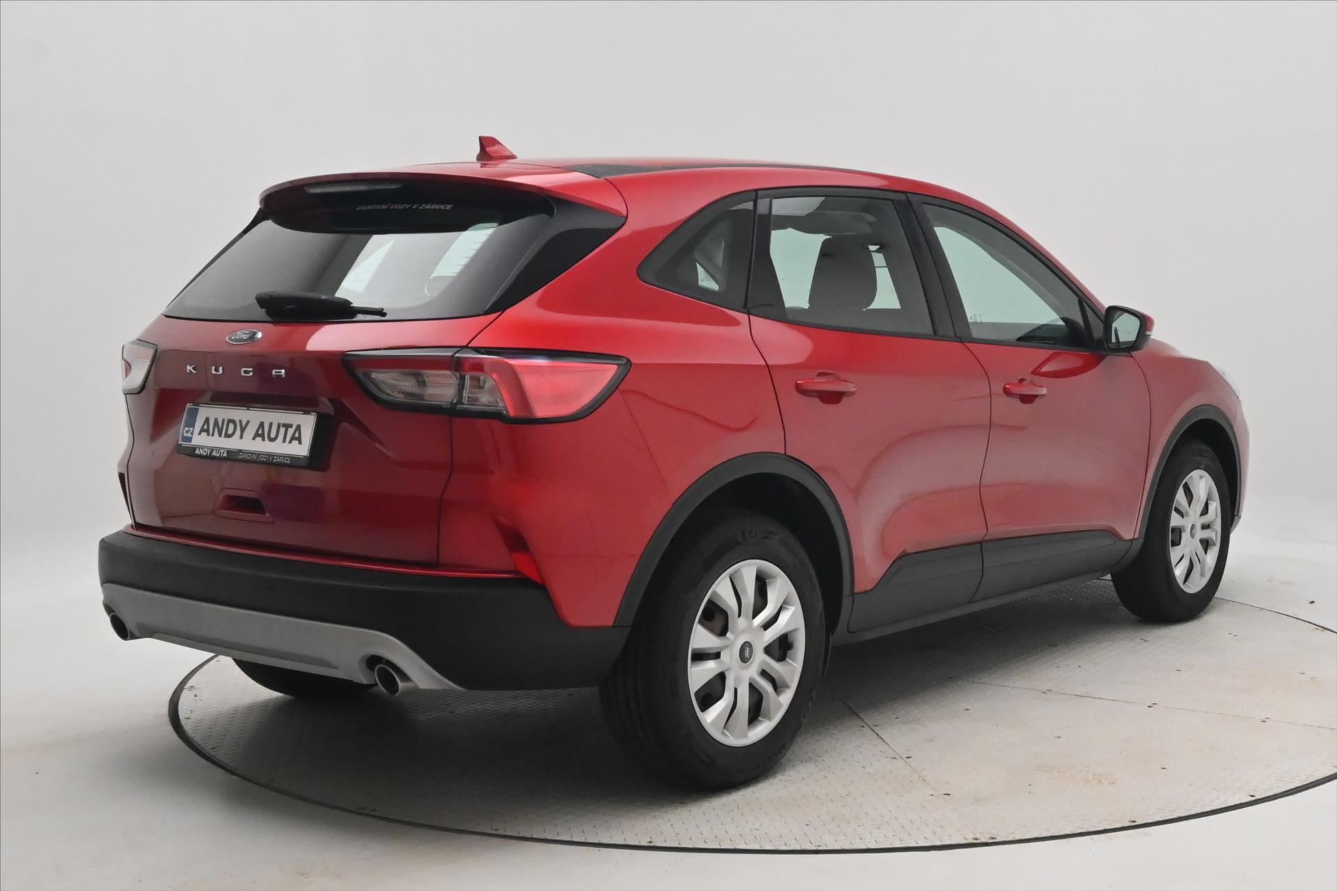 ford-kuga-1-5-ecoblue-88-kw-at8-trend-zaruka-az-5-let - 4