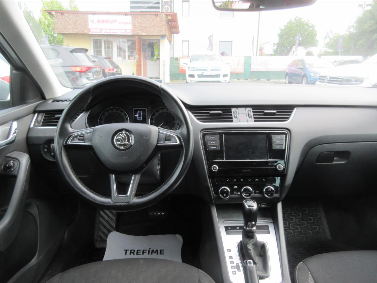 skoda-octavia-1-6-tdi-dsg-85-kw - 7