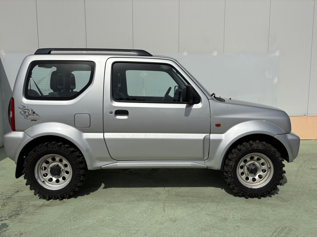 suzuki-jimny-1-3 - 4