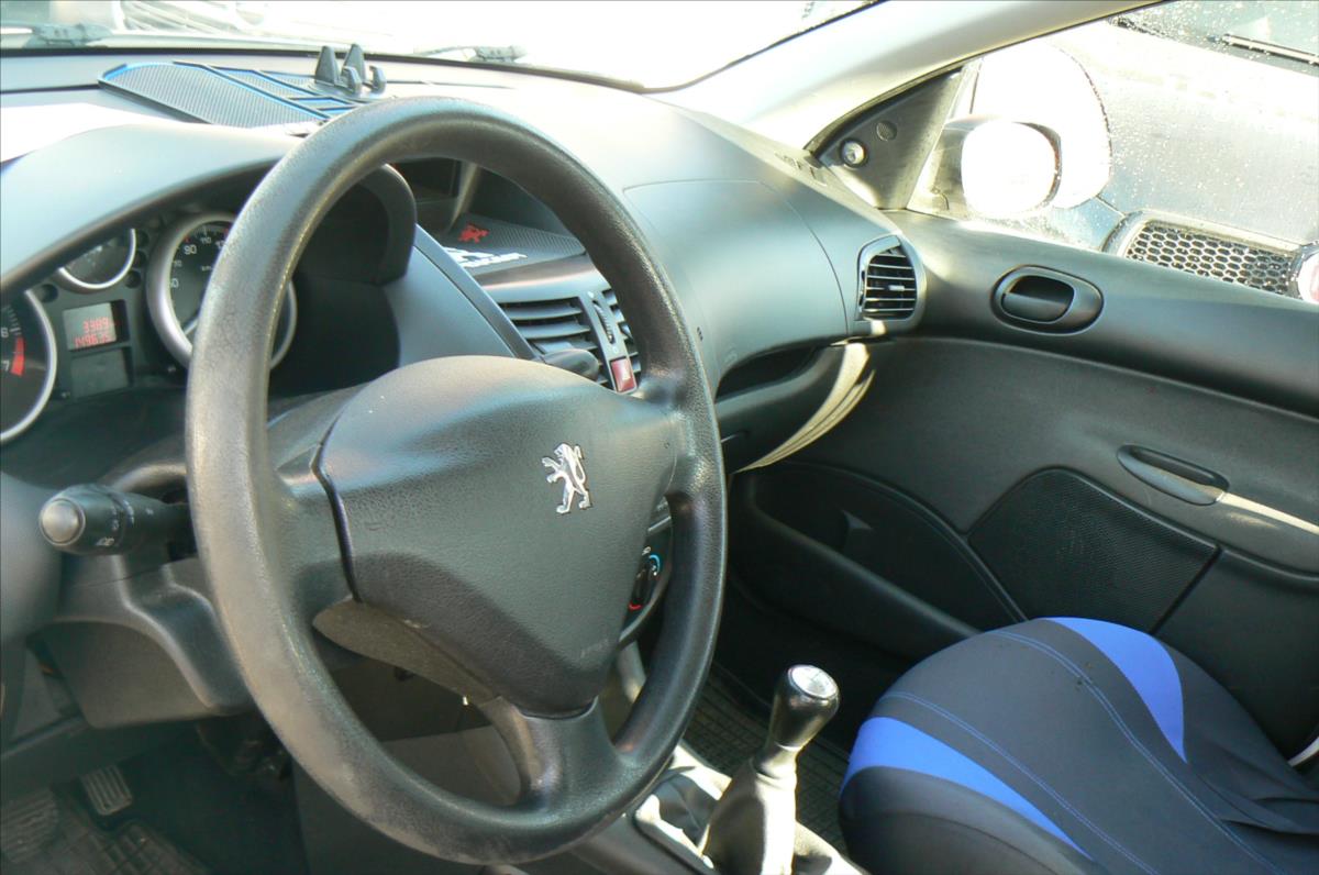 peugeot-206-1-1 - 5