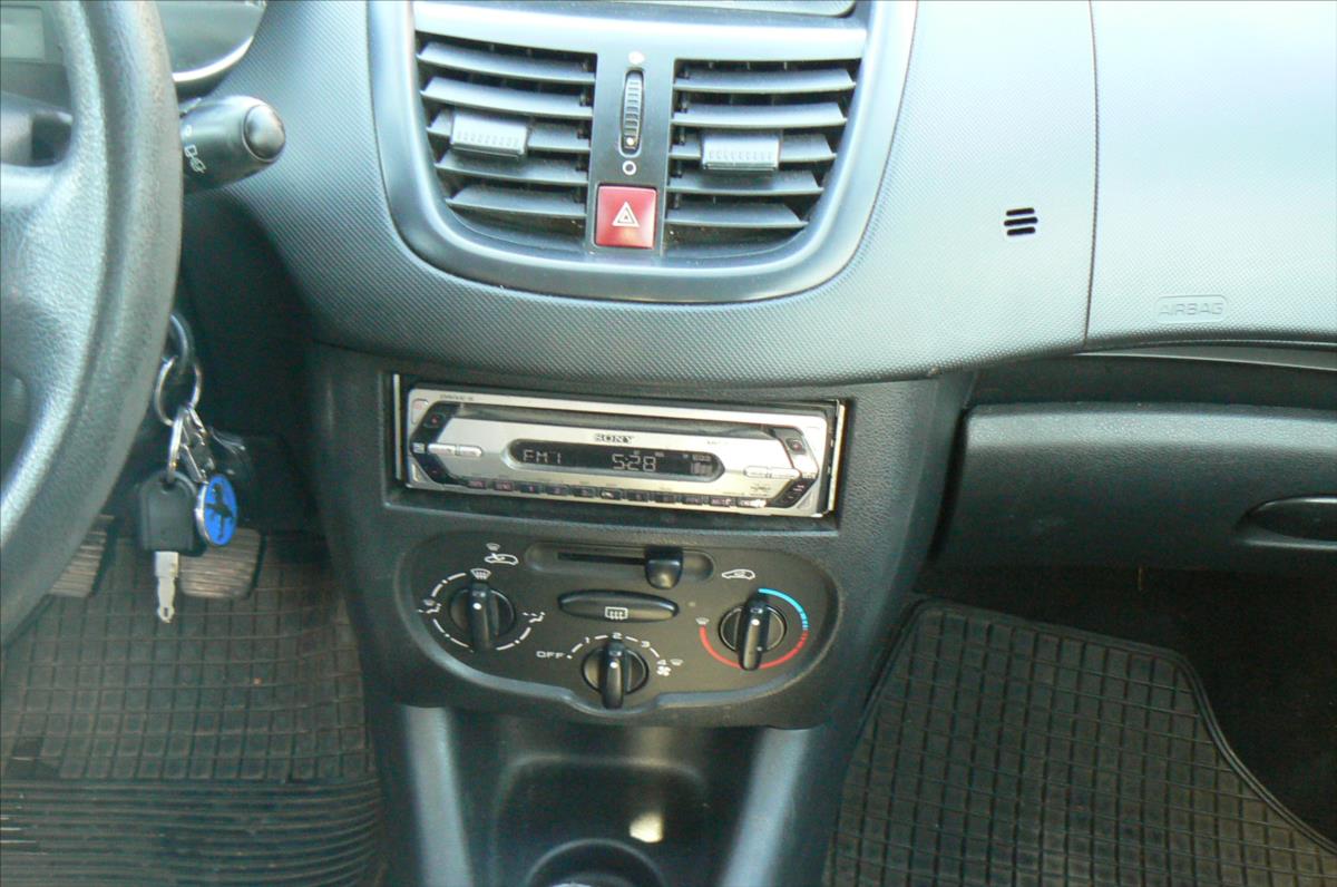 peugeot-206-1-1 - 7