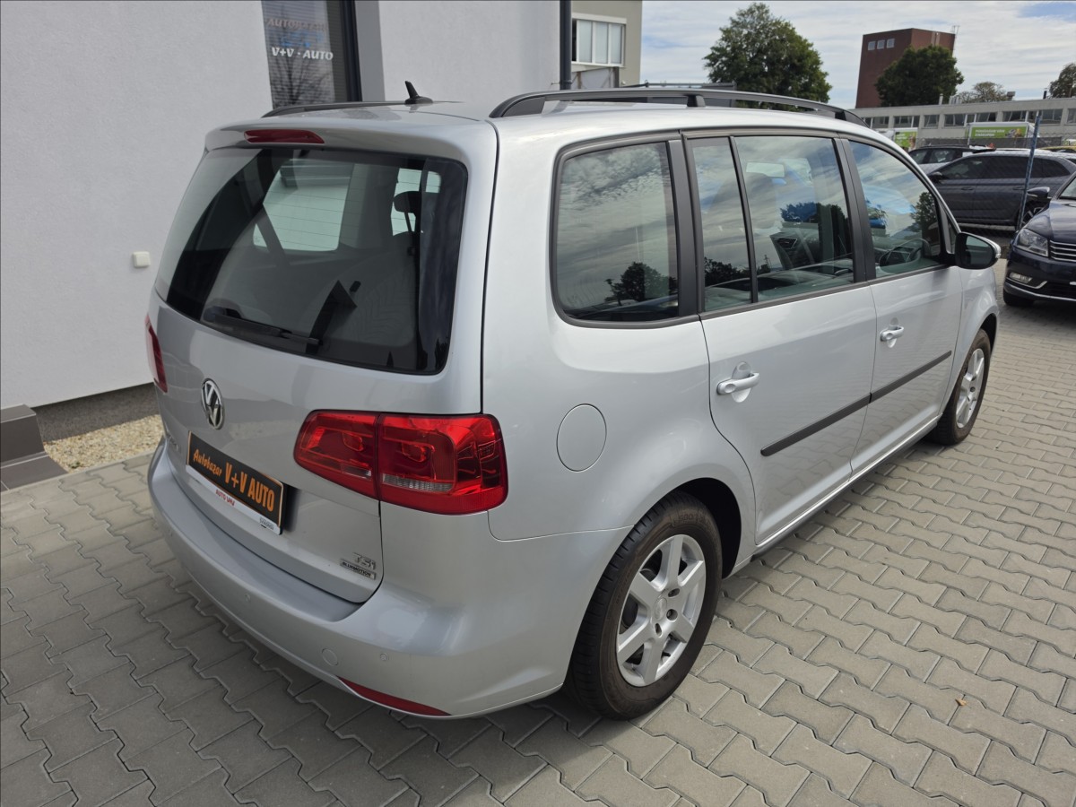 volkswagen-touran-1-2-tsi-77kw-trend-7-mist-alu - 5