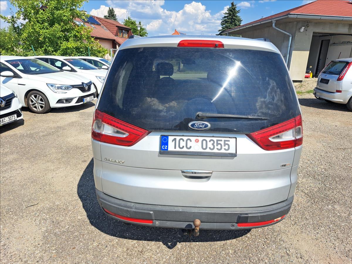 ford-galaxy-2-0-tdci-ghia - 6
