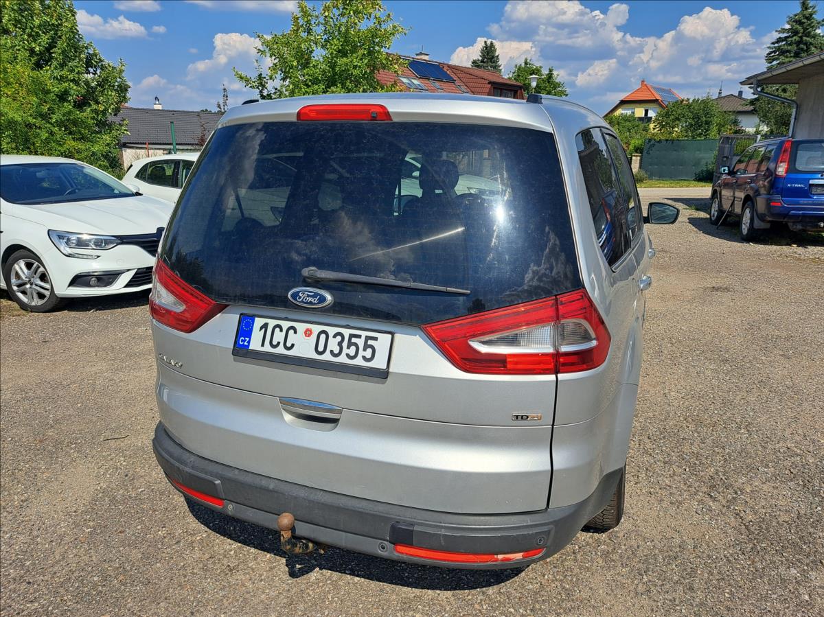 ford-galaxy-2-0-tdci-ghia - 7