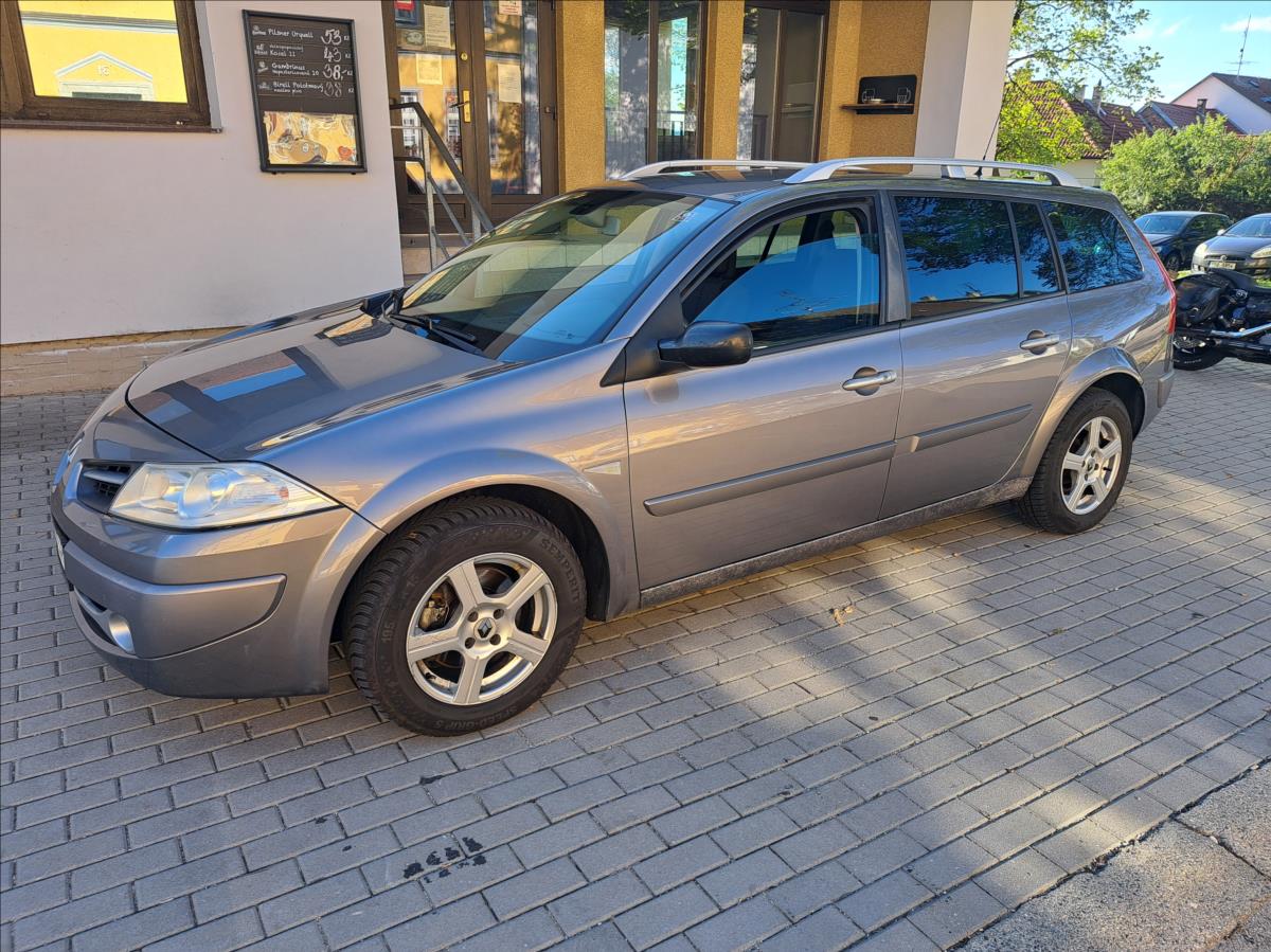 renault-megane-1-5-cdi - 4