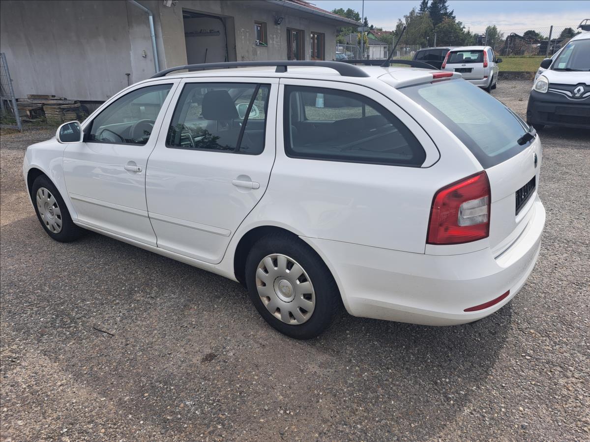 skoda-octavia-1-6-tdi-greenline - 6