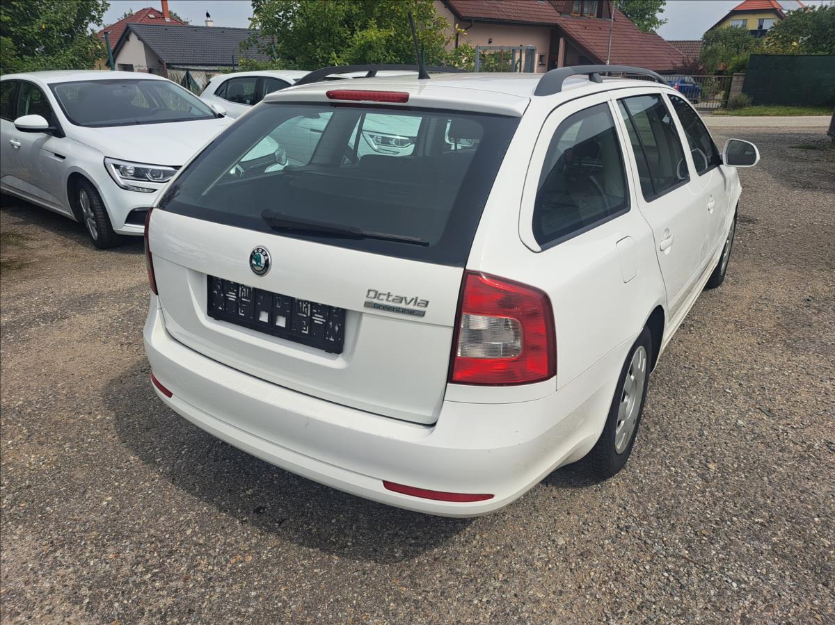 skoda-octavia-1-6-tdi-greenline - 9