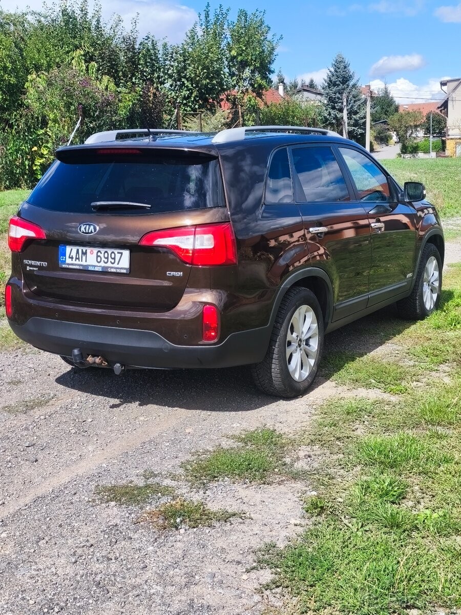 kia-sorento-2-2-crdi-145-kw-4-4 - 1