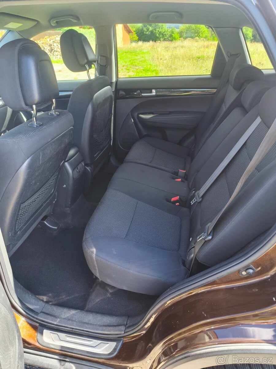 kia-sorento-2-2-crdi-145-kw-4-4 - 5