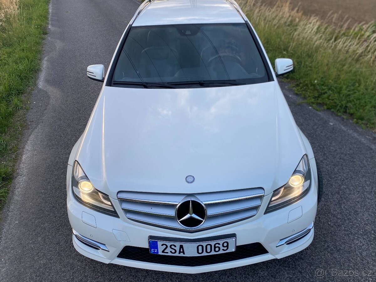 Mercedes-Benz Třídy C 2,5   250 CDI AMG Paket (2011)