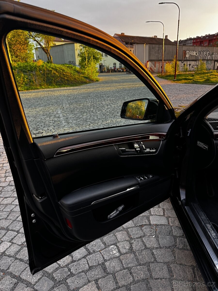 mercedes-benz-tridy-s-s-350l-4matic - 9
