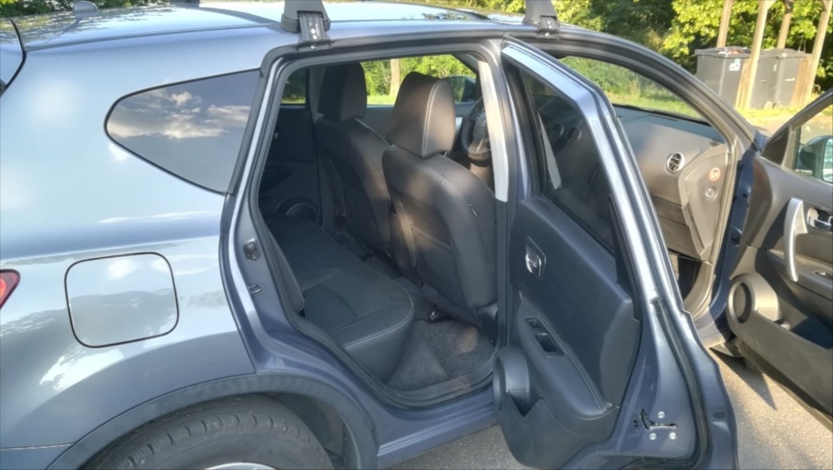 nissan-qashqai-2-0-104-kw-automat-s-4x4 - 3