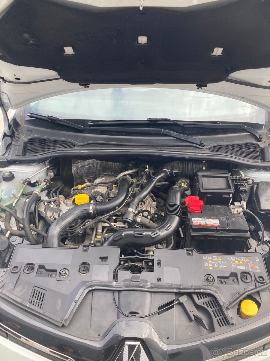 renault-clio-1-9-iv-0-9-tce-2019-76-000-km - 8