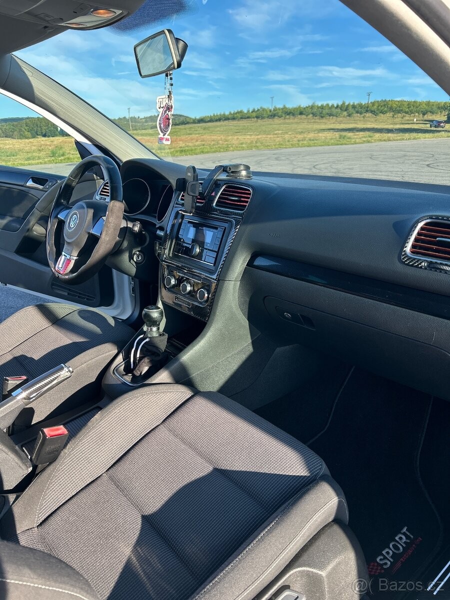 volkswagen-golf-1-4-vi-tsi-118kw-160hp - 5