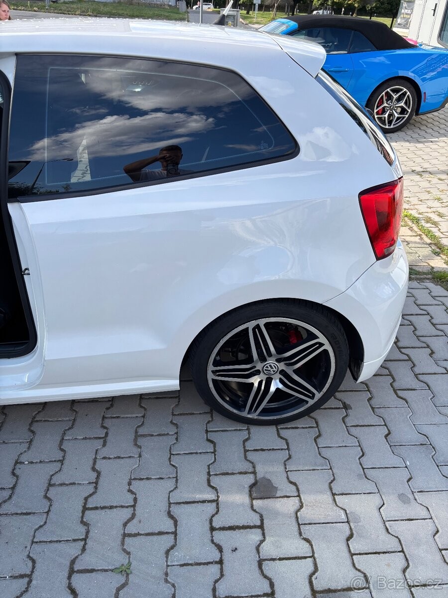 volkswagen-polo-1-6-tdi - 2