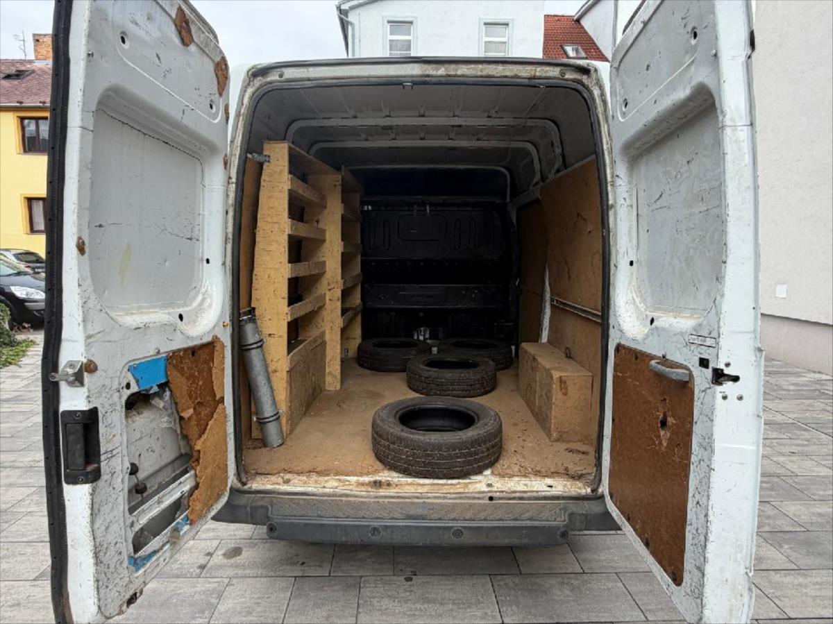 ford-transit-2-2-tdci-kratky-vysoky - 8