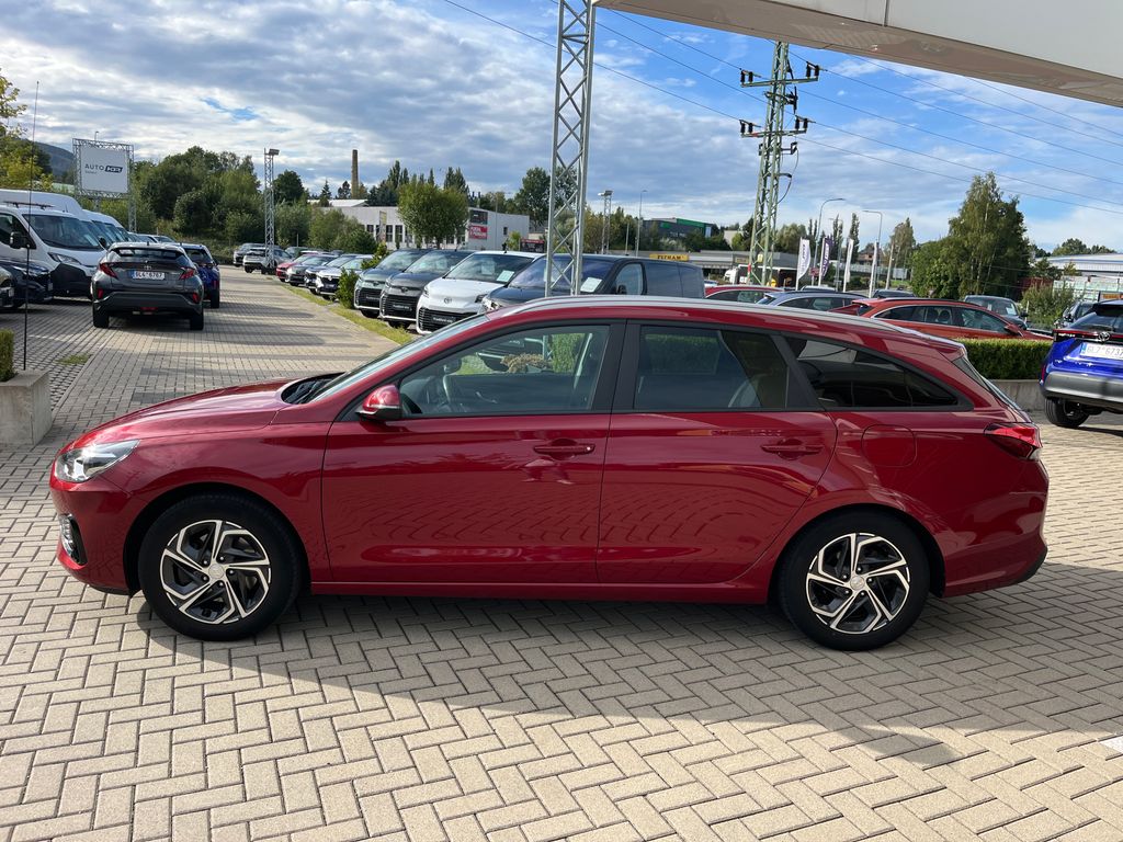 hyundai-i30-1-5i-110k-comfort-climate-tz - 2