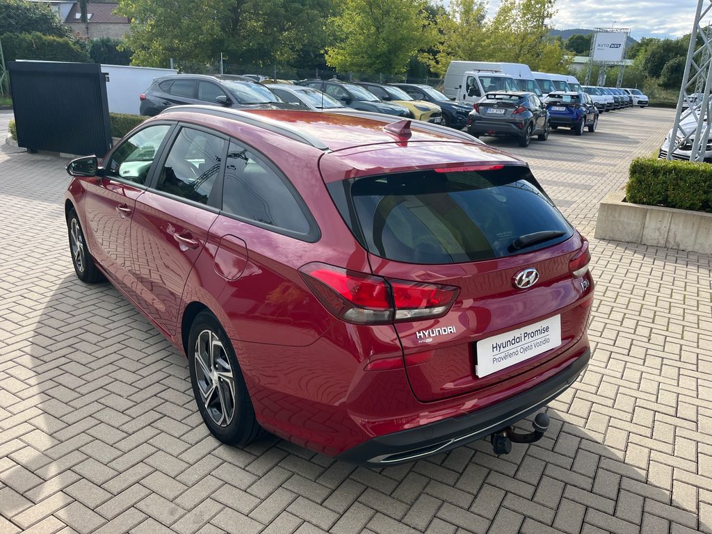 hyundai-i30-1-5i-110k-comfort-climate-tz - 3