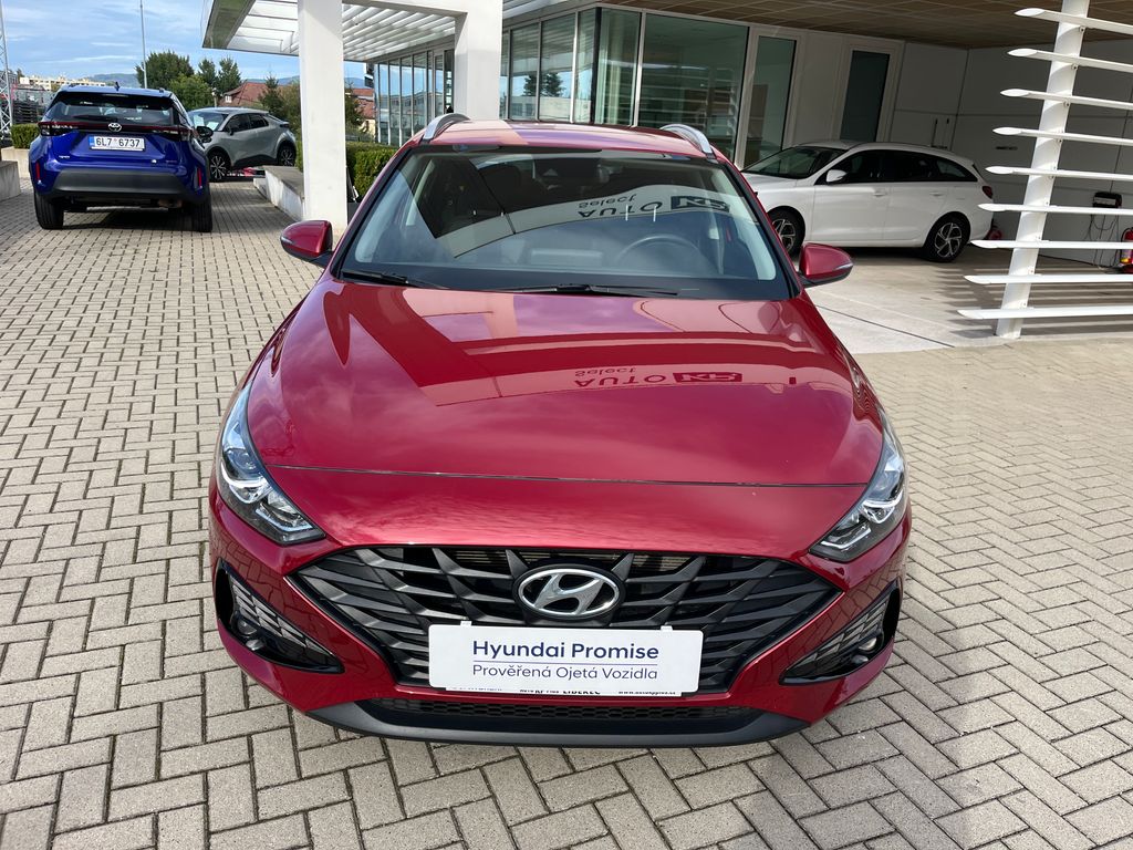 hyundai-i30-1-5i-110k-comfort-climate-tz - 8