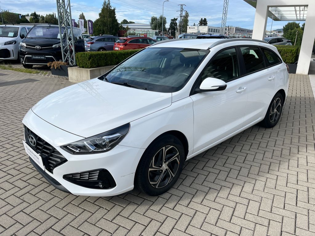 hyundai-i30-1-5-cvvt-110k-family-comfort - 1