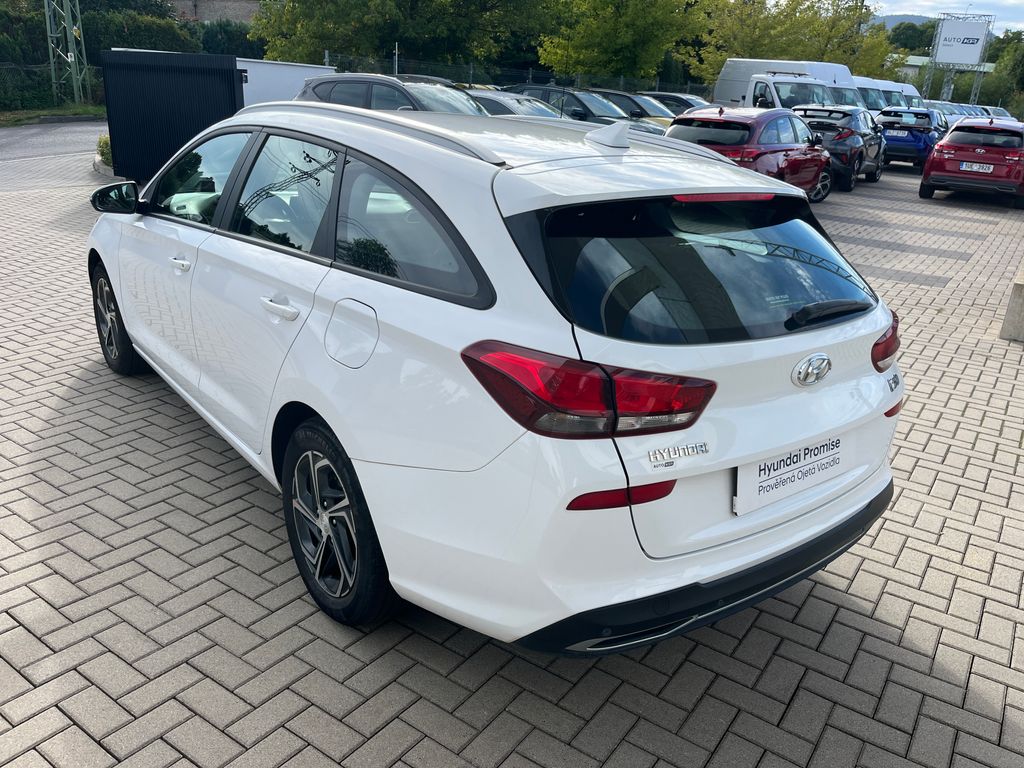 hyundai-i30-1-5-cvvt-110k-family-comfort - 3