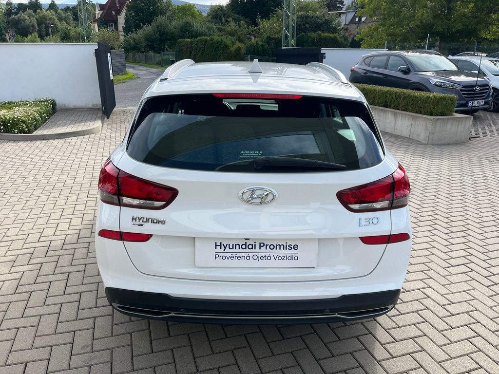 hyundai-i30-1-5-cvvt-110k-family-comfort - 4