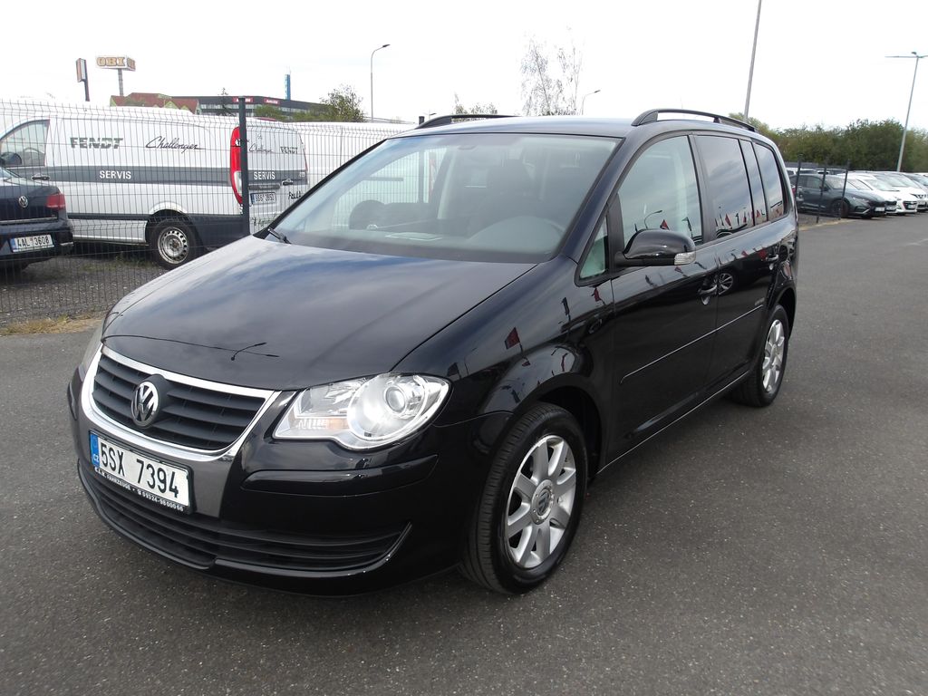 volkswagen-touran-1-6i-75kw-krasavec - 3