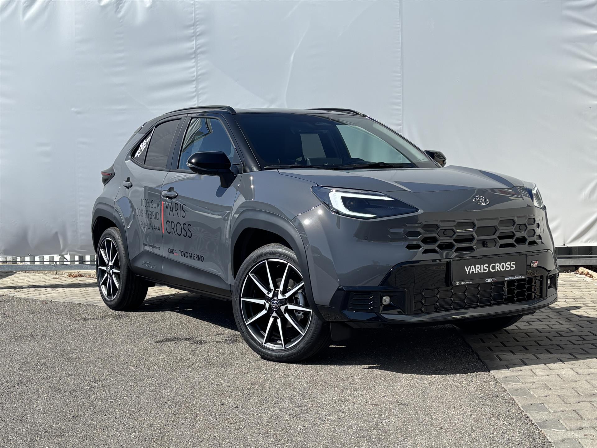 toyota-yaris-cross-1-5-hybrid-e-cvt-130k-gr-sport-tech - 4