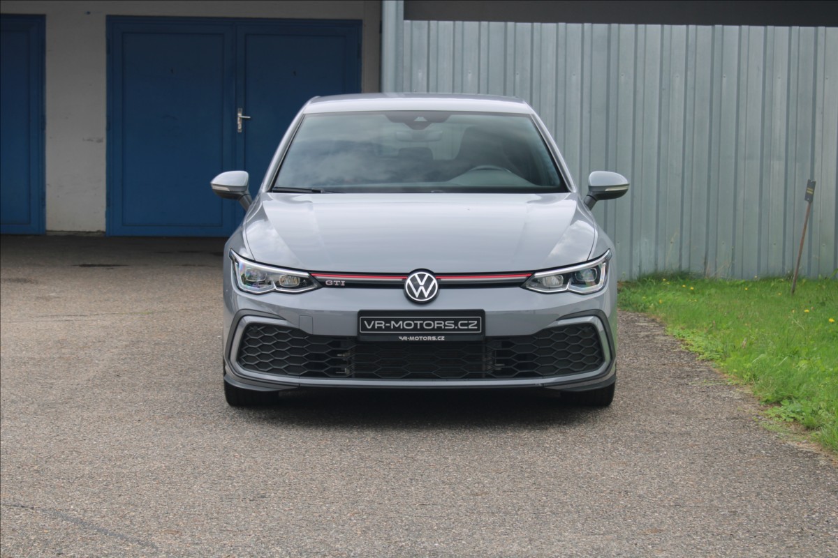 volkswagen-golf-2-0-tsi-gti-dsg - 1