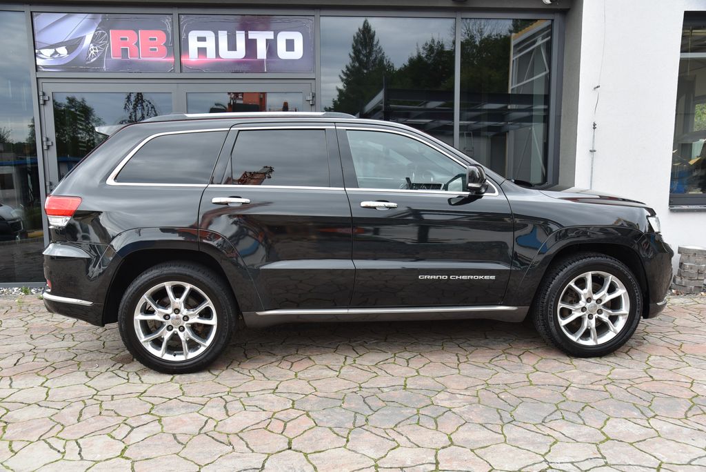 jeep-grand-cherokee-3-0-crdi-184-kw-summit - 4