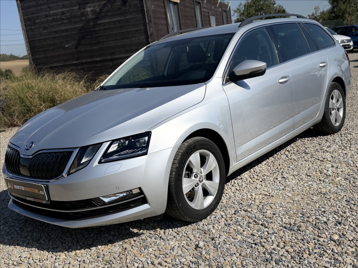 Škoda Octavia 1,4 TSI 110kW TAŽNÉ, BI-XENON