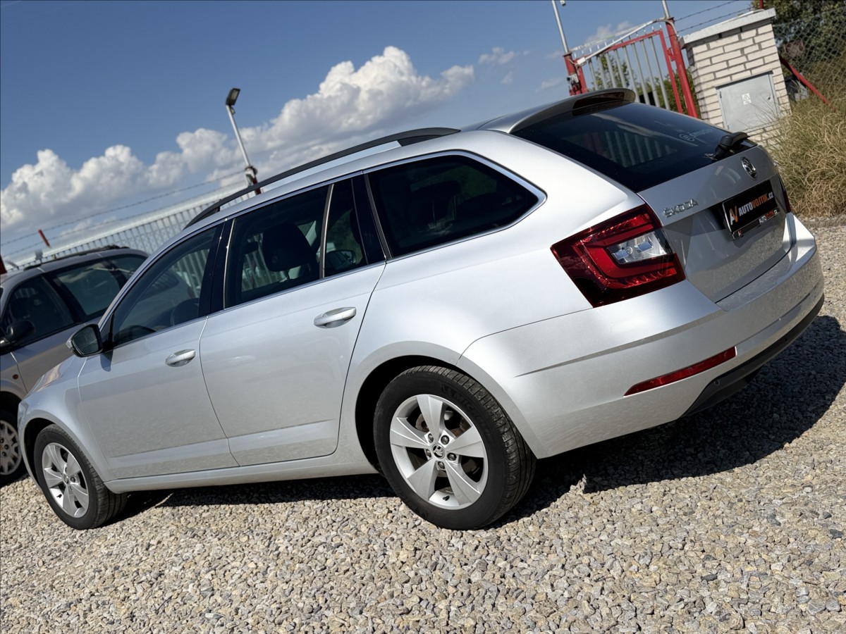 skoda-octavia-1-4-tsi-110kw-tazne-bi-xenon - 6